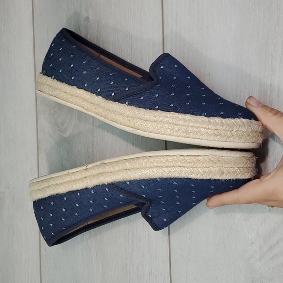 Clarks Women Cushion Soft Loafer Slip on Espadrille shoes sz 6.5W - Picture 9 of 12